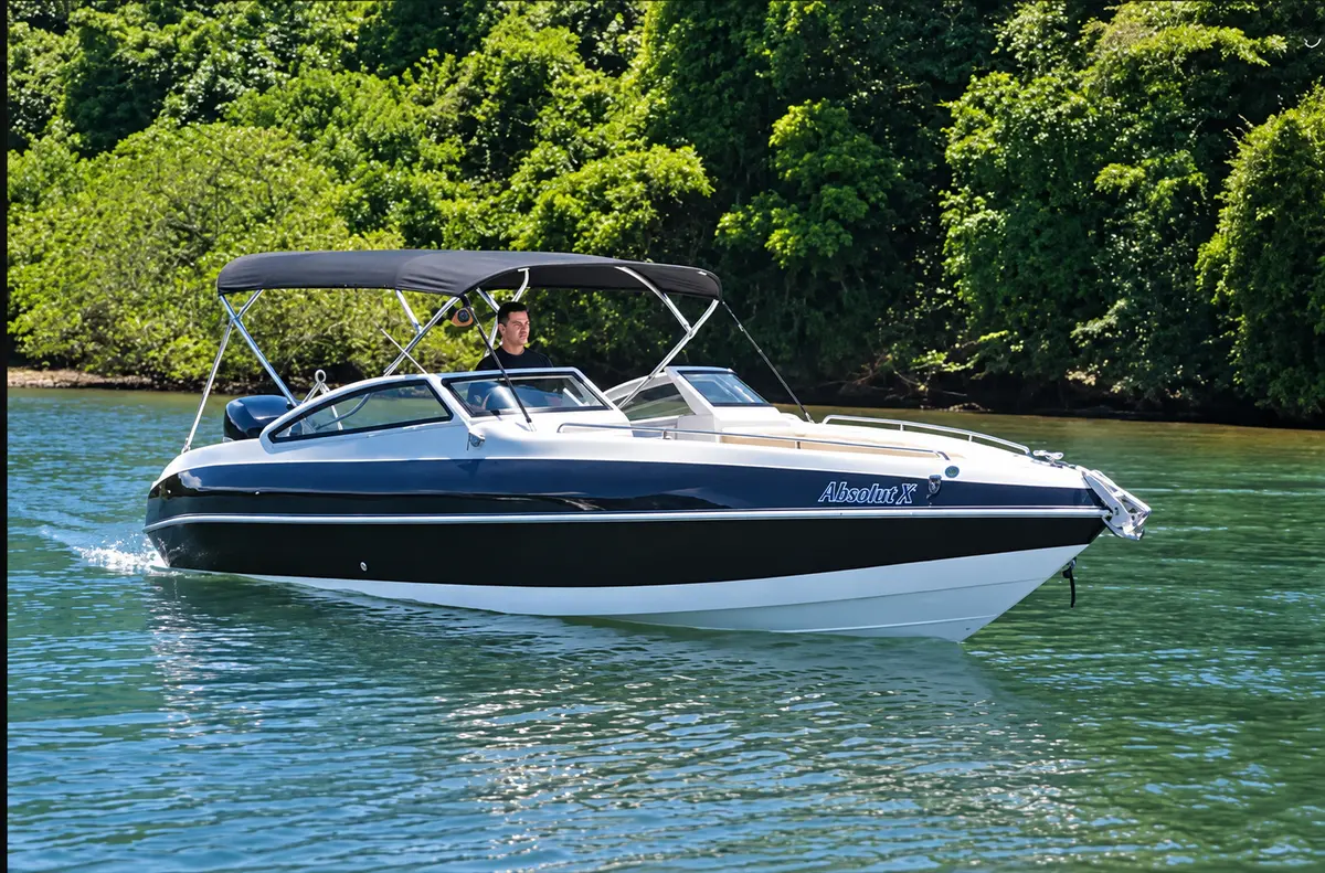 Lancha Absolut X de 24 pies de Paradise Boat en el agua